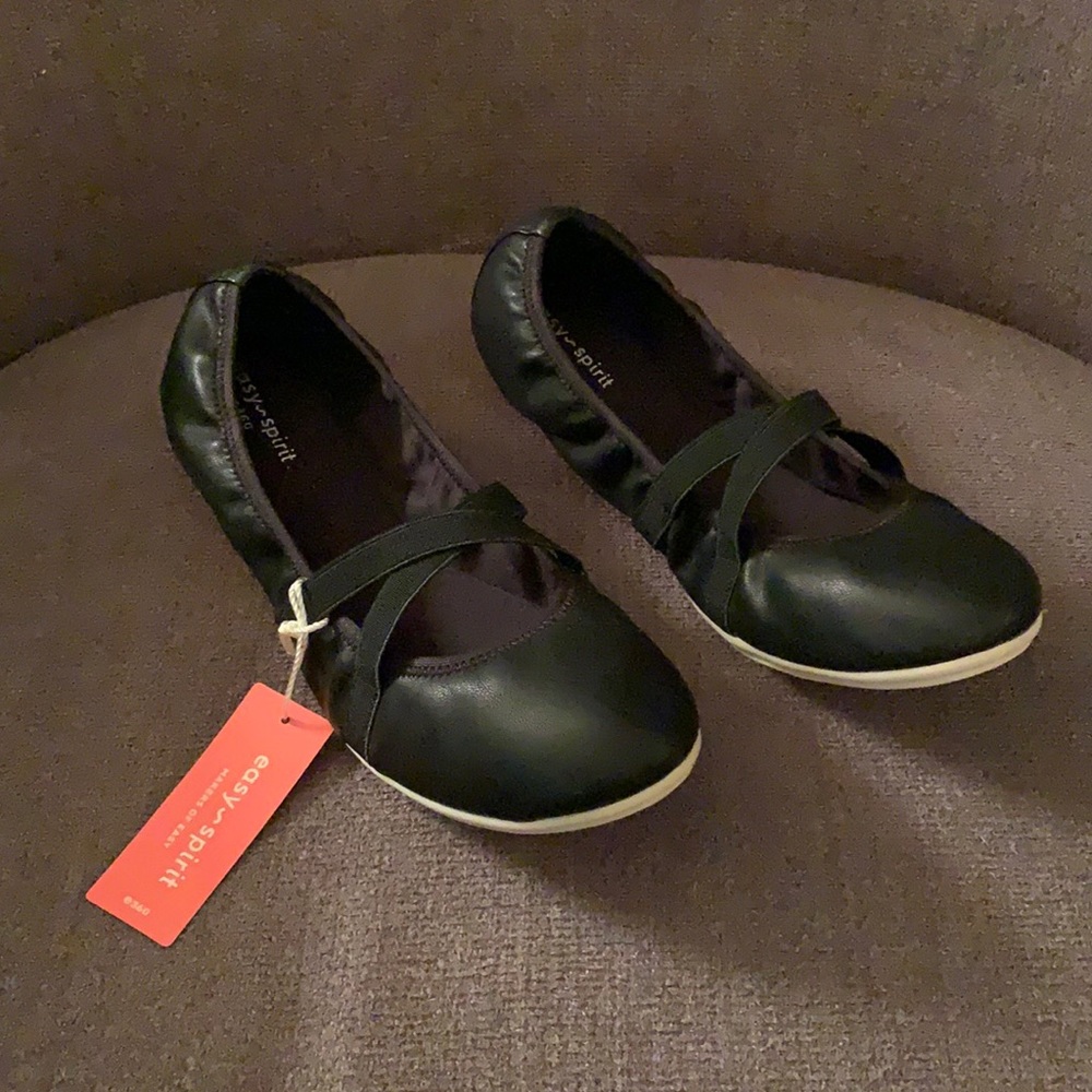 Scrunch ballet flats with elastic straps